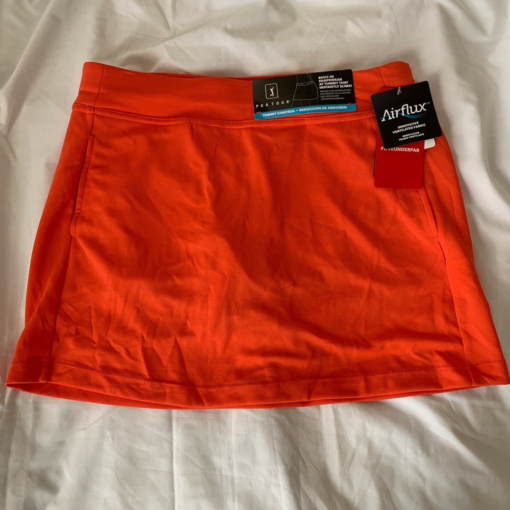 PGA Tour women’s Golf Skort NWT Size Small
